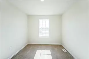 8305 Brodie Ct, Upper Macungie Township, PA 18031 - Photo 33