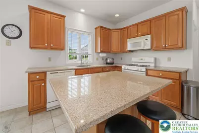 5520 Skyline Drive, North Whitehall Township, PA 18078 - Photo 17