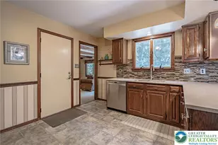 4855 Meadowview Dr, Lower Macungie Township, PA 18062 - Photo 13
