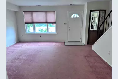 21 Eisenhower Circle, Whitehall Township, PA 18052 - Photo 11
