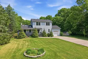 97 Autumn Ln, Penn Forrest, PA 18229 - Photo 5