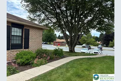 2765 Rolling Green Place, Macungie Boro, PA 18062 - Photo 3