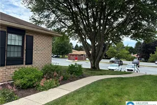 2765 Rolling Green Pl, Macungie Boro, PA 18062 - Photo 3