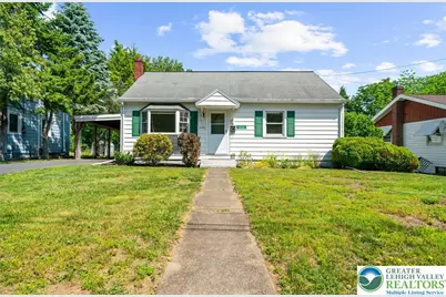1036 Fritz Avenue, Stroud Twp, PA 18360 - Photo 1