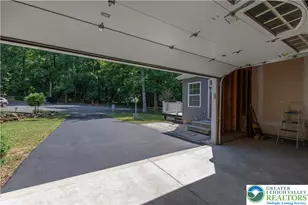 2471 S Howard St, Allentown City, PA 18103 - Photo 37