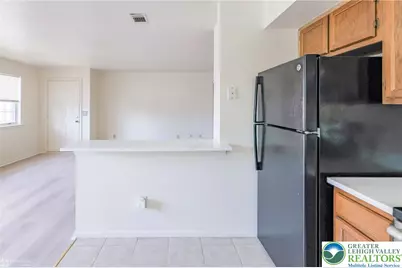1464 Cedar Crest Avenue #18, South Whitehall Township, PA 18104 - Photo 17