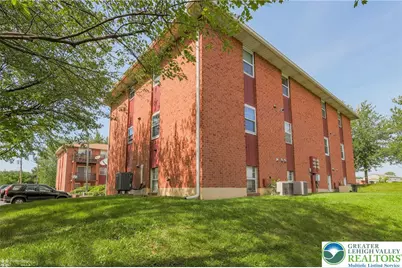 1464 Cedar Crest Avenue #18, South Whitehall Township, PA 18104 - Photo 35