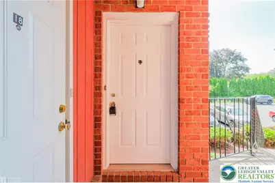 1464 Cedar Crest Avenue #18, South Whitehall Township, PA 18104 - Photo 3