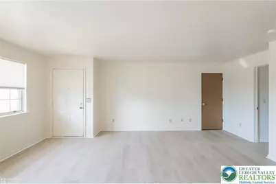 1464 Cedar Crest Avenue #18, South Whitehall Township, PA 18104 - Photo 9