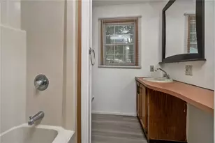 1010 Spruce Ln, Upper Macungie Township, PA 18031 - Photo 19