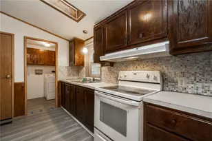 1010 Spruce Ln, Upper Macungie Township, PA 18031 - Photo 7