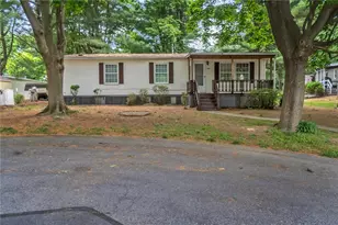 1010 Spruce Ln, Upper Macungie Township, PA 18031 - Photo 3