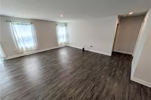 4220 Cypress Ln, Whitehall Township, PA 18052 - Photo 7