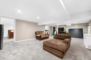 710 Jefferson St, Whitehall Township, PA 18052 - Photo 13