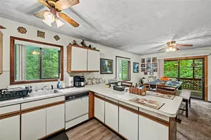 35 Teddyuscung Trail, Penn Forrest, PA 18210 - Photo 23