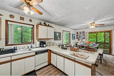 35 Teddyuscung Trail, Penn Forrest, PA 18210 - Photo 23