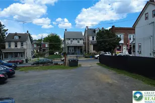 502 Ontario St, Bethlehem City, PA 18015 - Photo 9