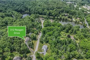 312 Reagan Dr, East Stroudsburg, PA 18301 - Photo 71