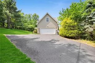 312 Reagan Dr, East Stroudsburg, PA 18301 - Photo 7