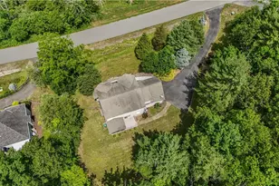 312 Reagan Dr, East Stroudsburg, PA 18301 - Photo 9