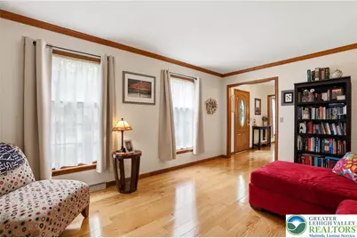 5233 Timber Lane, North Whitehall Township, PA 18078 - Photo 9