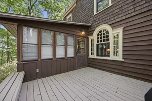 90 Oak Ln, Pocono Twp, PA 18370 - Photo 57