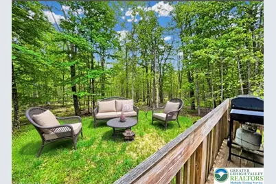 19 Livingston Lane, Clifton Twp, PA 18424 - Photo 3