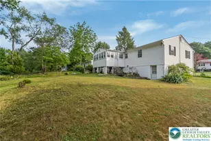 2132 Clearview Ave, Stroud Twp, PA 18360 - Photo 9