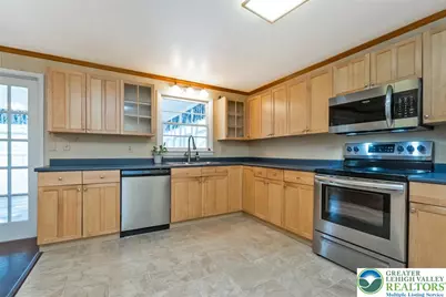 2132 Clearview Avenue, Stroud Twp, PA 18360 - Photo 11