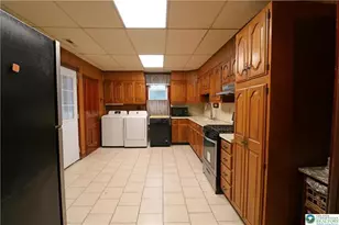 205 Madison, Nazareth Boro, PA 18064 - Photo 9