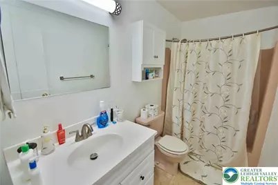 41 Eisenhower Circle, Whitehall Township, PA 18052 - Photo 13