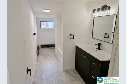 221 E Bertsch Street, Lansford, PA 18232 - Photo 15
