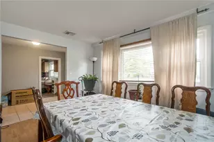 3031 Shakespeare Rd, Bethlehem City, PA 18017 - Photo 5