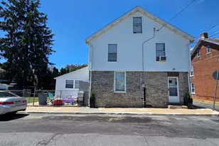 526 Pearl St, Catasauqua Boro, PA 18032 - Photo 3