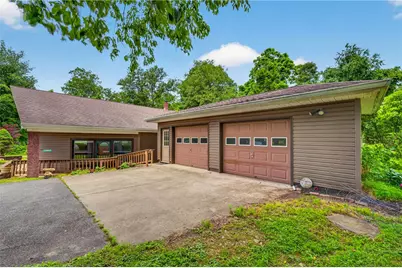 940 Potomac Street, Upper Mt Bethel Twp, PA 18343 - Photo 3