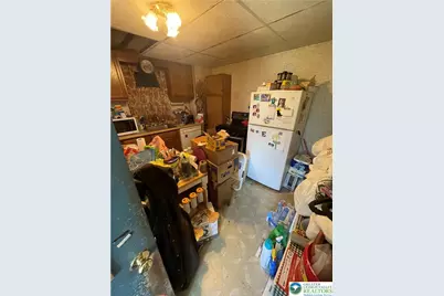 1043 Jeter Avenue, Fountain Hill Boro, PA 18015 - Photo 5