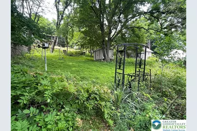 1043 Jeter Avenue, Fountain Hill Boro, PA 18015 - Photo 19