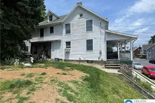 1043 Jeter Ave, Fountain Hill Boro, PA 18015 - Photo 3