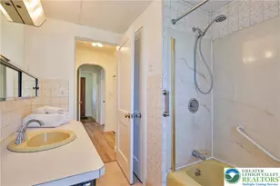 614 Grape St, Whitehall Township, PA 18052 - Photo 19
