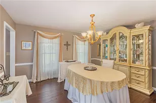 3739 Lindy Dr, North Whitehall Township, PA 18069 - Photo 7