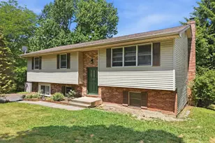 2279 Taylor Dr, Upper Saucon Township, PA 18034 - Photo 5