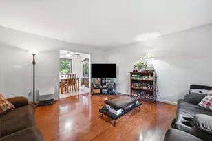 2279 Taylor Dr, Upper Saucon Township, PA 18034 - Photo 15