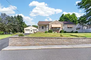 902 5th St, Port Carbon, PA 17965 - Photo 1