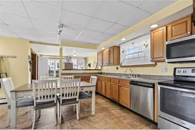 328 S Lehigh Avenue, Frackville, PA 17931 - Photo 13