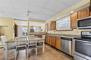 328 S Lehigh Ave, Frackville, PA 17931 - Photo 13