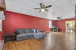 328 S Lehigh Ave, Frackville, PA 17931 - Photo 5
