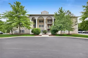 252 Walnut St, Bath, PA 18014 - Photo 1