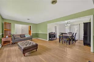 933 Big Oak Rd, Lower Makefield Boro, PA 19067 - Photo 3