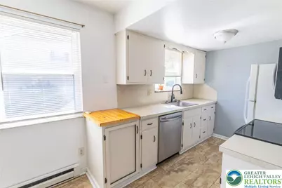 661 S Front Street S, Allentown City, PA 18103 - Photo 11
