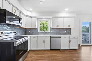 253 30th St, Northampton Boro, PA 18067 - Photo 9